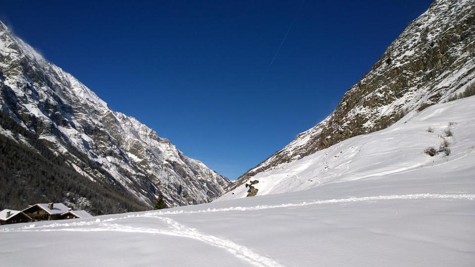 Aosta Stunning Panoramic Views From Modern Two Bedroom Apartment Екстериор снимка